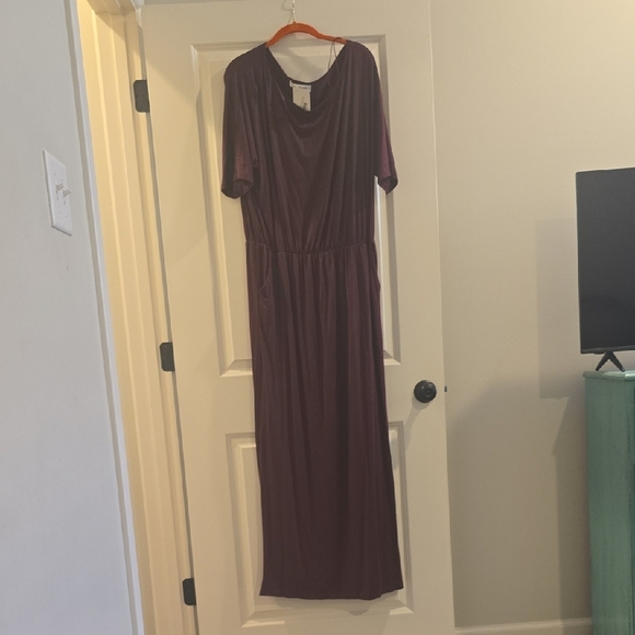 Chic Plum Maxi Dress - Picture 1 of 1